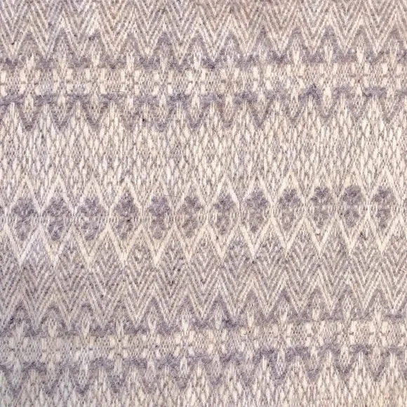 Artilana Mexican Wool Cape Shawl Poncho One Size Grey Creamy Beige Button Up - Picture 8 of 10